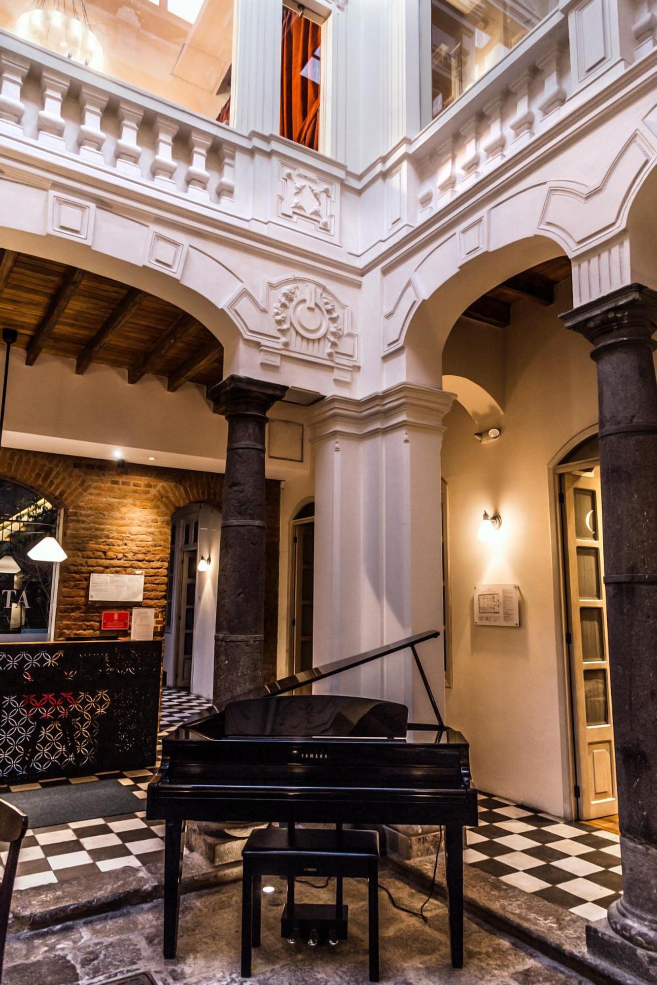 Carlota Sustainable Design Hotel Кито Екстериор снимка