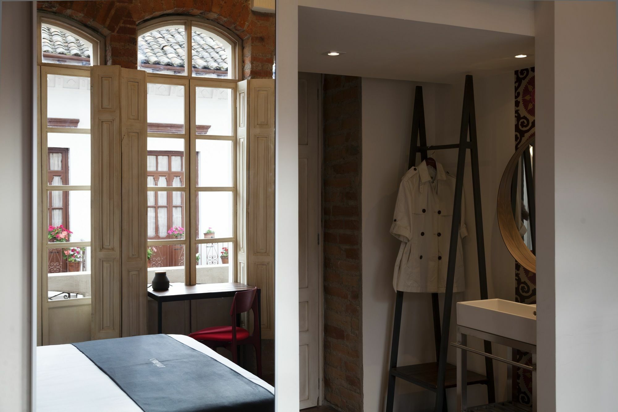 Carlota Sustainable Design Hotel Кито Екстериор снимка