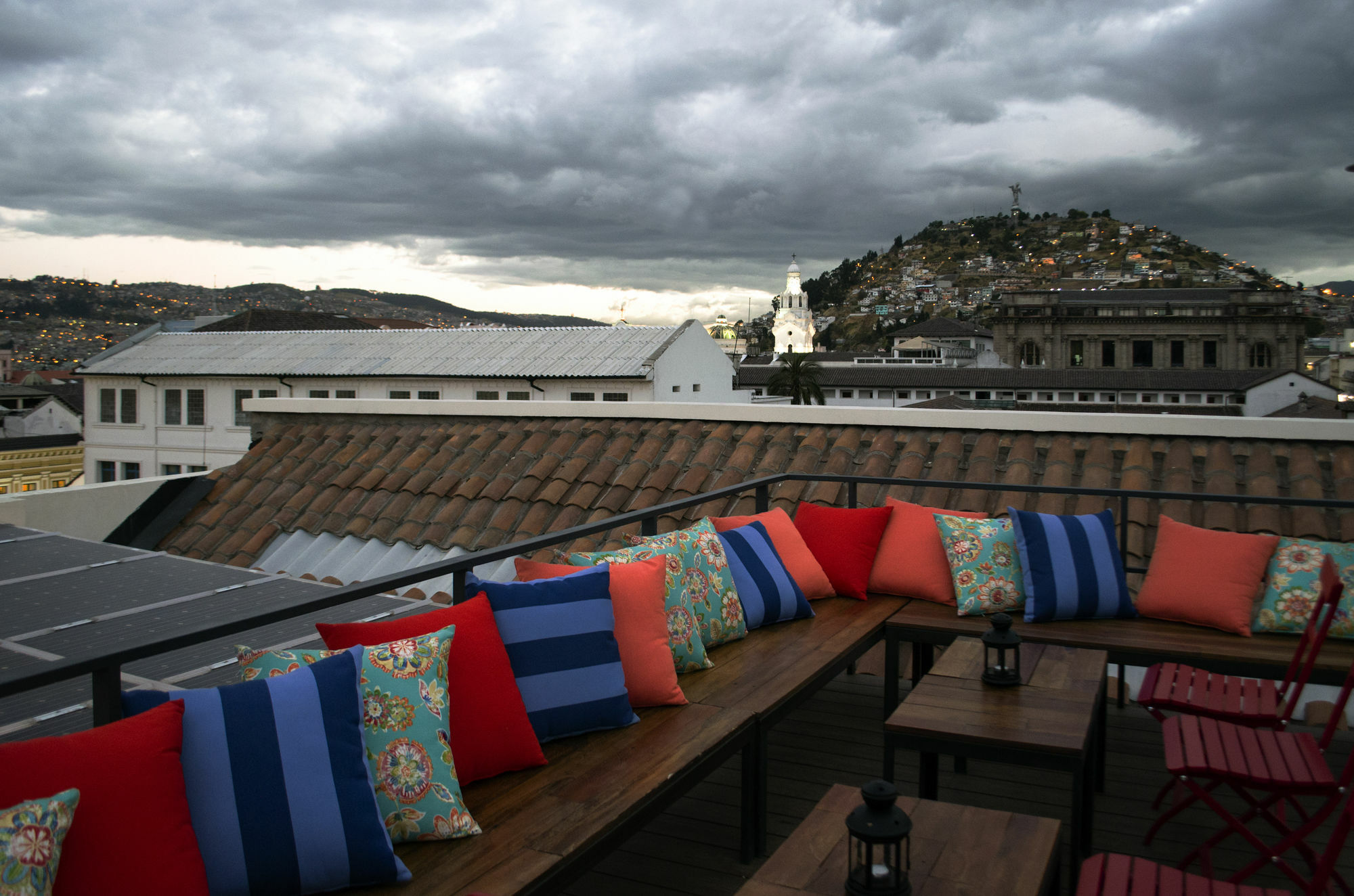 Carlota Sustainable Design Hotel Кито Екстериор снимка